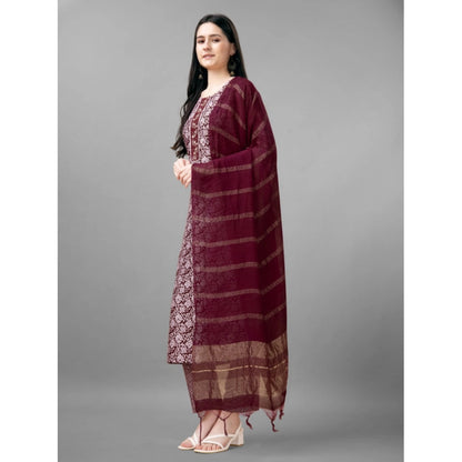 Roneclick Women's Casual 3-4 th Sleeve Embroidery Rayon Kurti Pant Dupatta Set (Maroon)