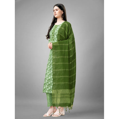 Roneclick Women's Casual 3-4 th Sleeve Embroidery Rayon Kurti Pant Dupatta Set (Green)