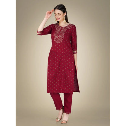 Roneclick Women's Casual 3-4 th Sleeve Embroidery Cotton Kurti Pant Dupatta Set (Maroon)