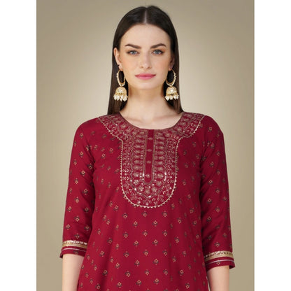 Roneclick Women's Casual 3-4 th Sleeve Embroidery Cotton Kurti Pant Dupatta Set (Maroon)