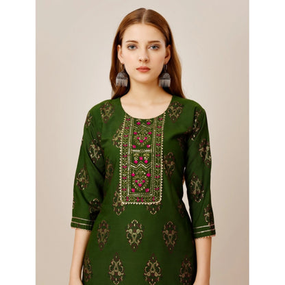 Roneclick Women's Casual 3-4 th Sleeve Embroidery Rayon Kurti Pant Set (Green)