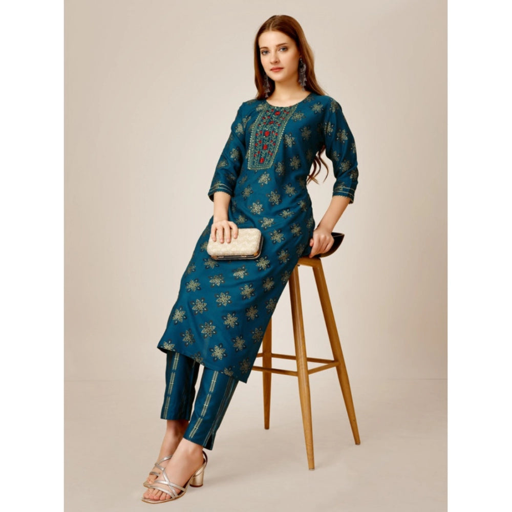 Roneclick Women's Casual 3-4 th Sleeve Embroidery Rayon Kurti Pant Set (Blue)